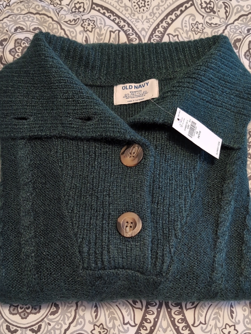 NWT Old Navy Women's Forest Green Cable Knit Button-Front Sweater